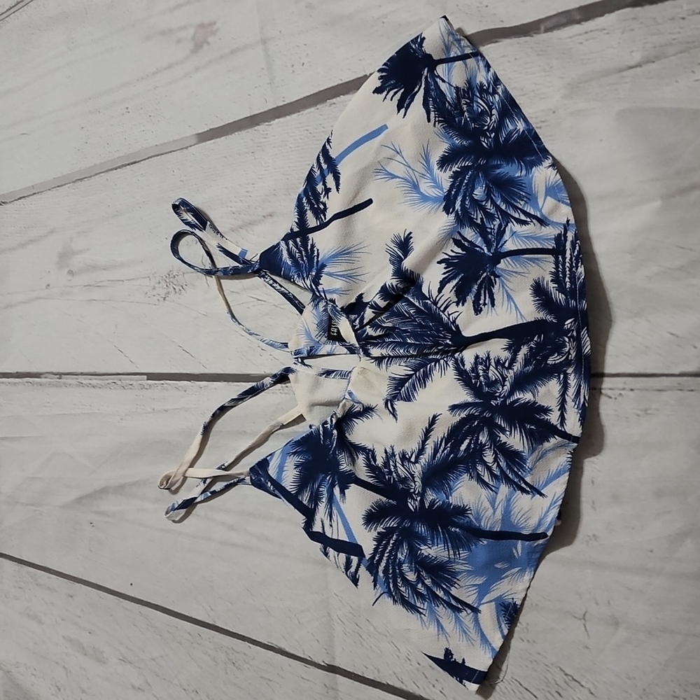 FASHION Nova crop top blouse strap sleeveless - Picture 1 of 6